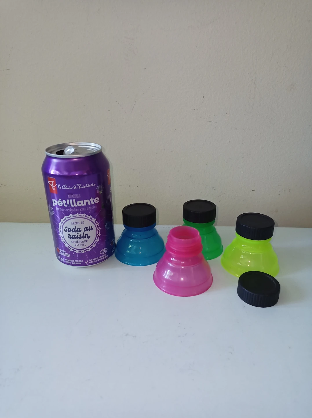 New ~ Snap-on Soda Can Lids - photo 2