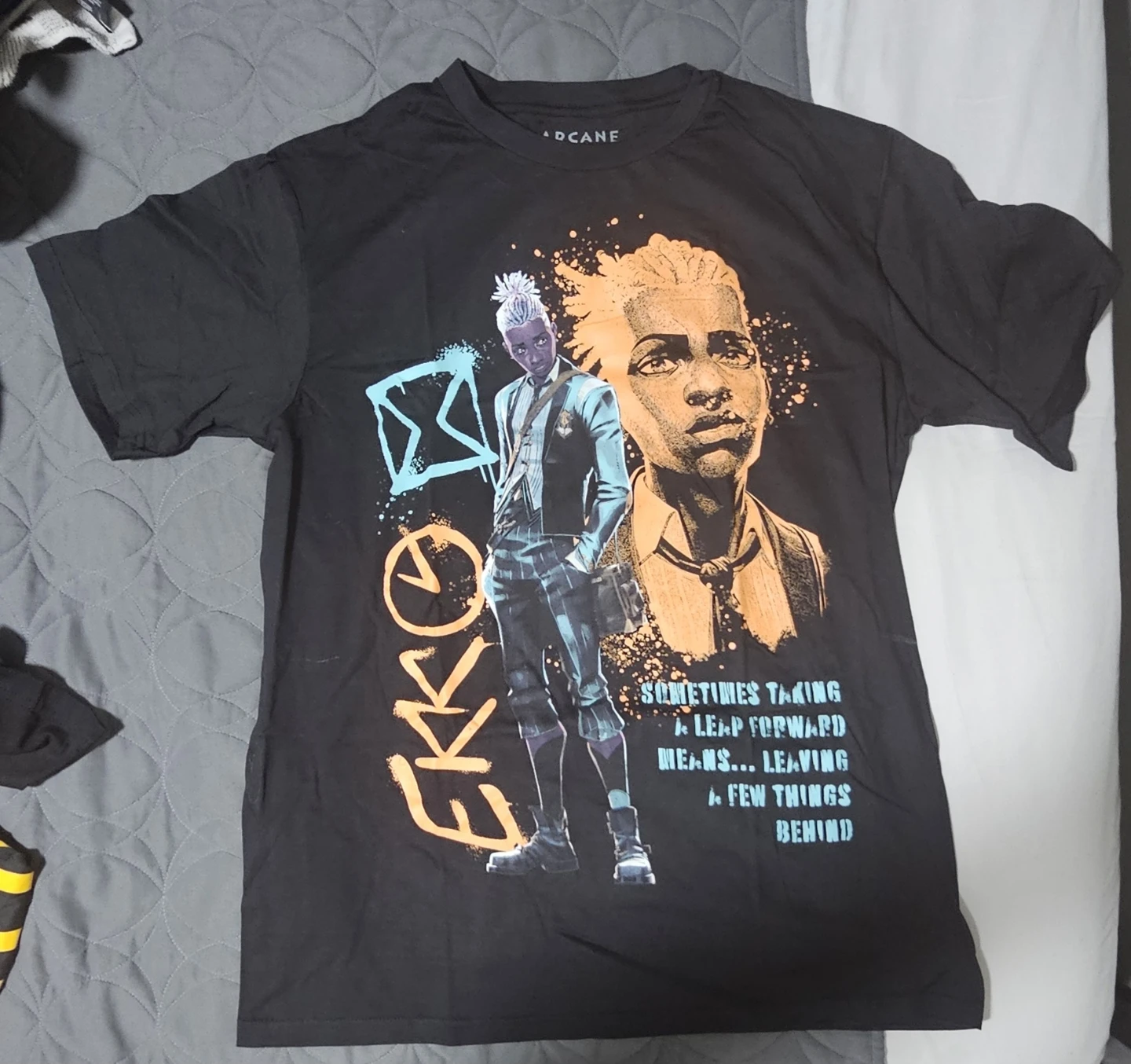 FREE Arcane x Dandadan T-Shirts Lot (4 pcs) - photo 3