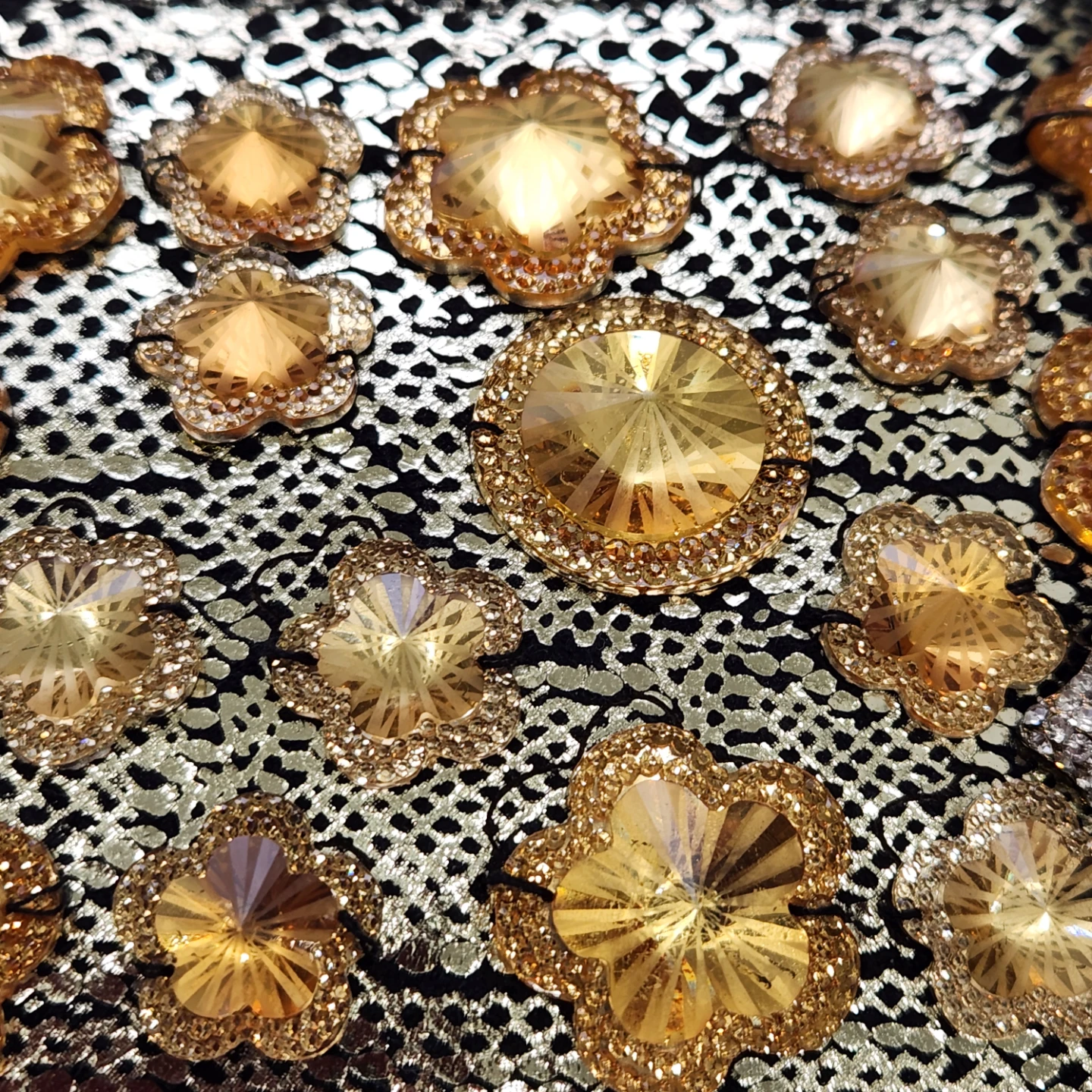 Embellished Clutch Bag - photo 2