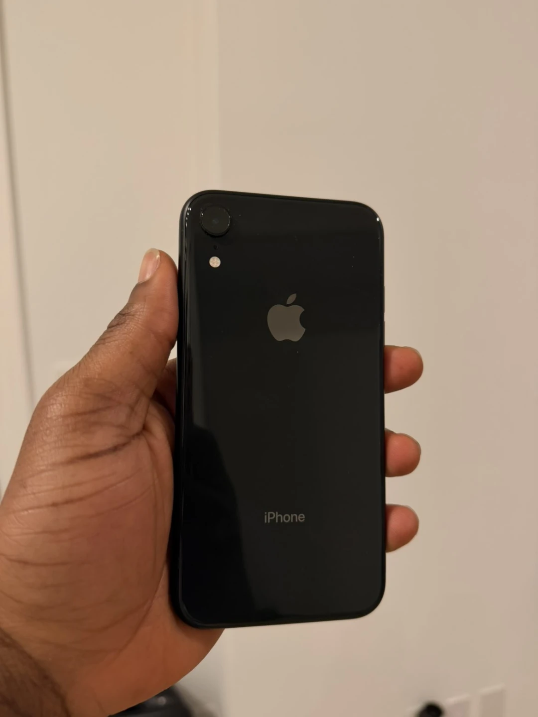 Iphone XR 64GB with all accessories - photo 5