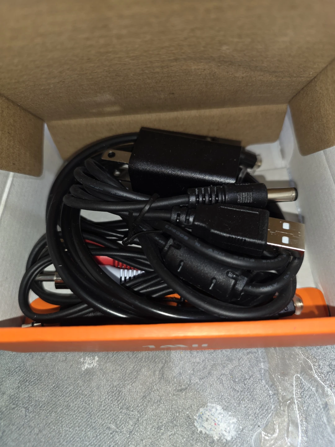 WIRELESS AUDIO TRANSMITTER - photo 3