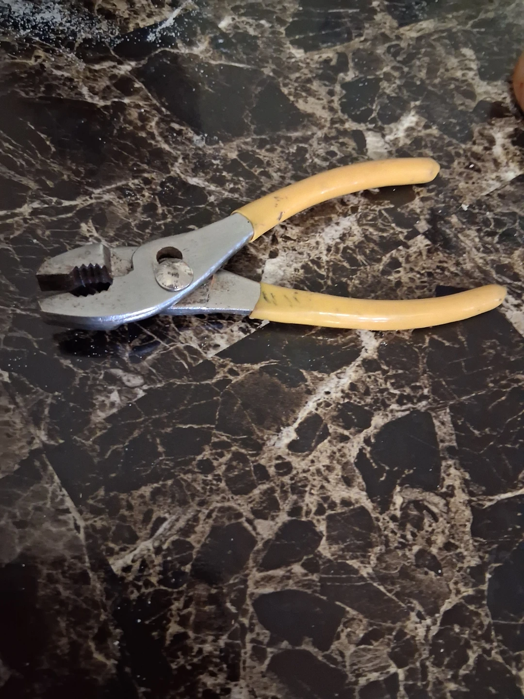 Adjustable Pliers Tool