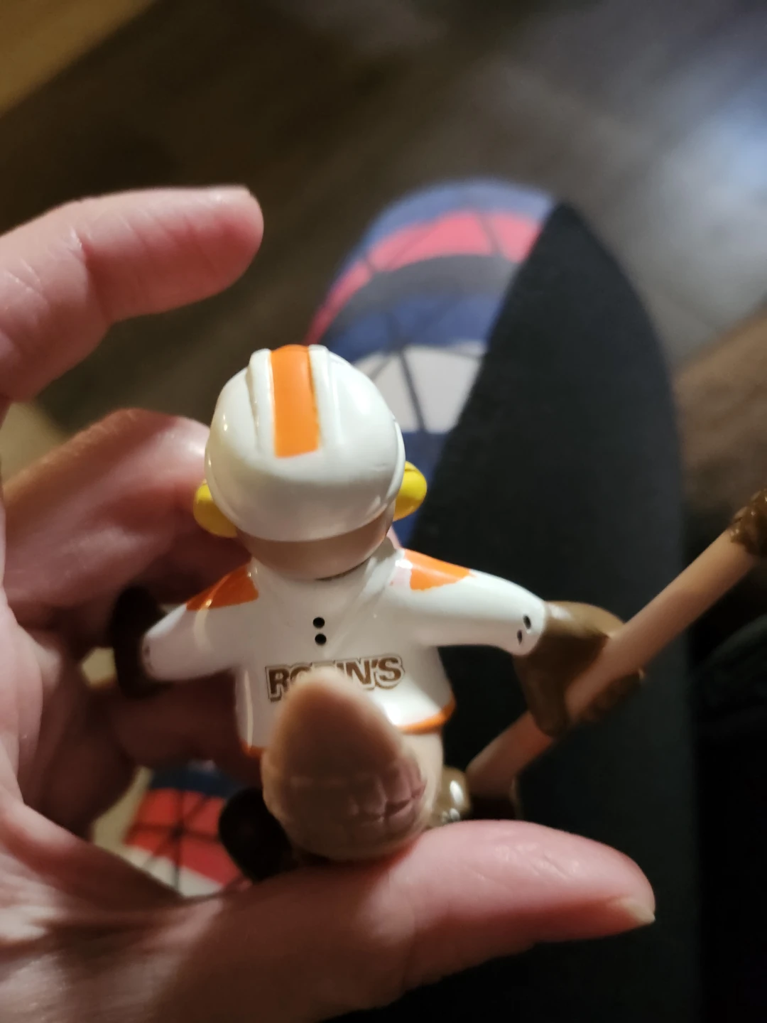 $5 each figurines - photo 5