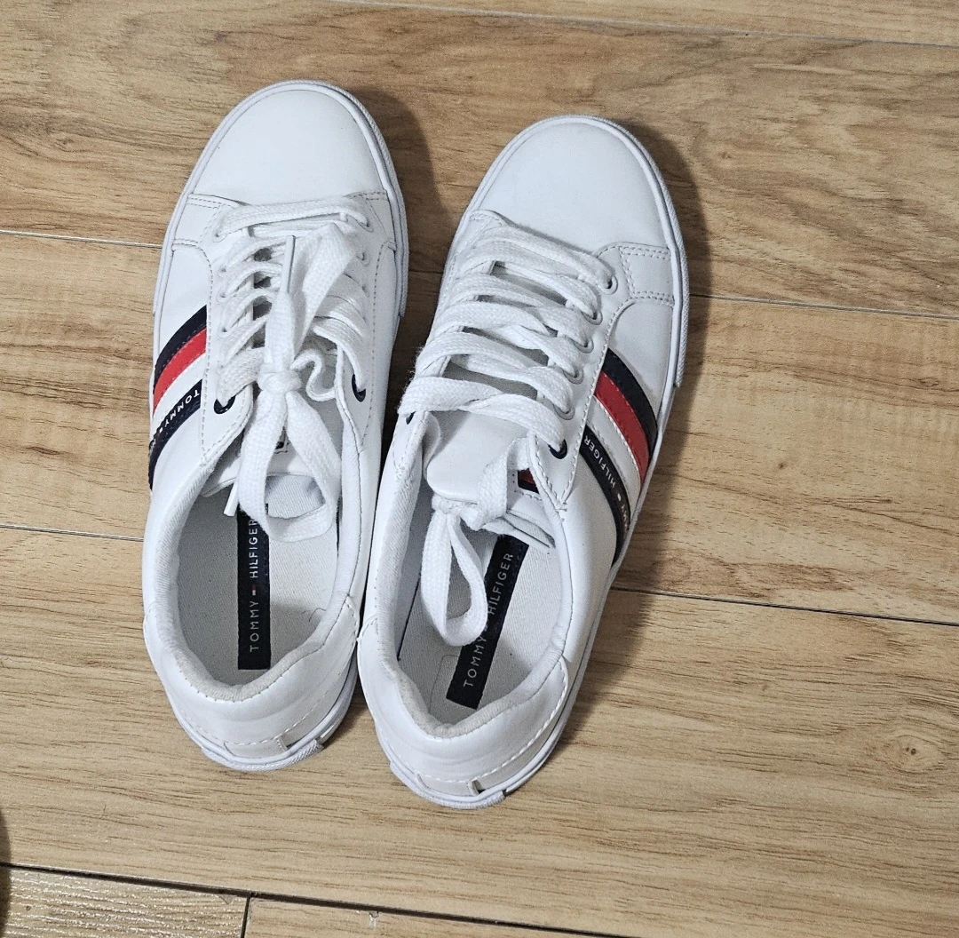 Tommy Hilfiger White Sneakers