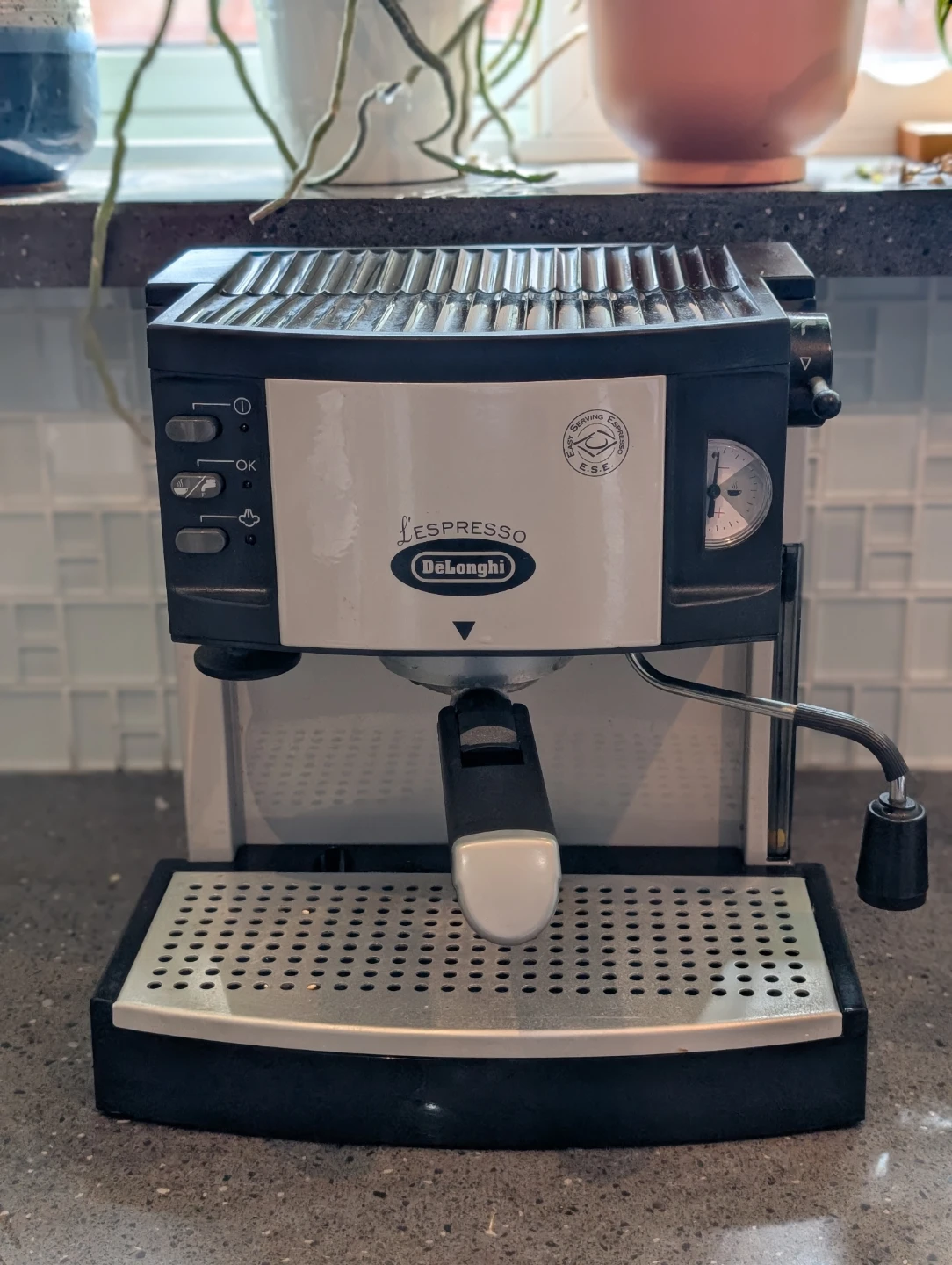 DeLonghi L'Espresso Machine 390