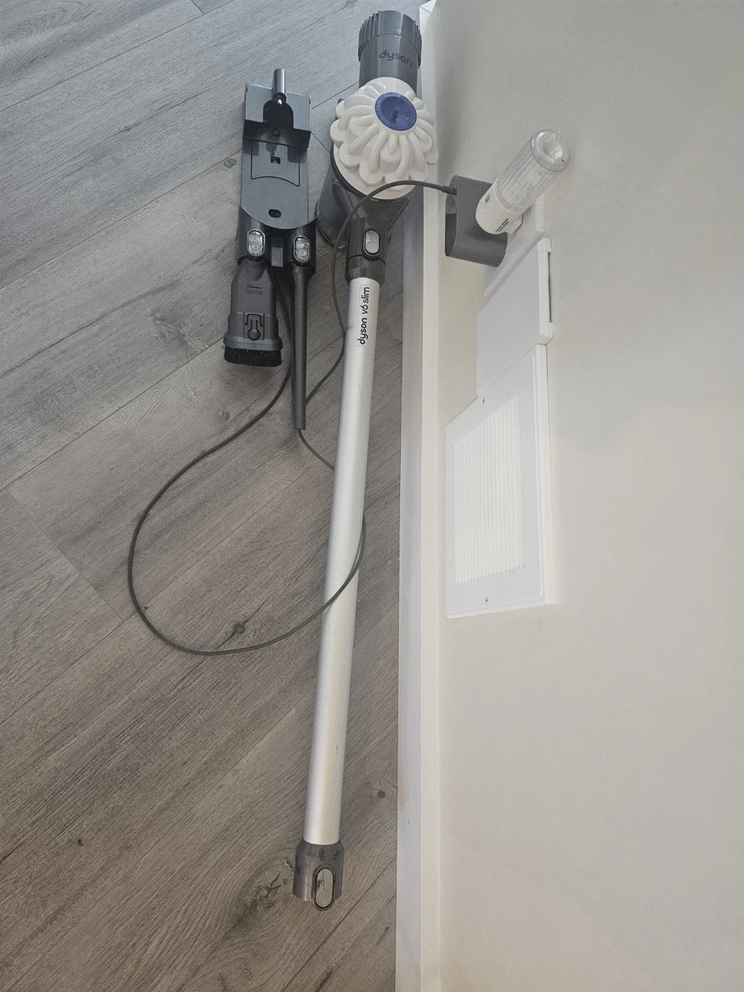 Dyson V6 Slim