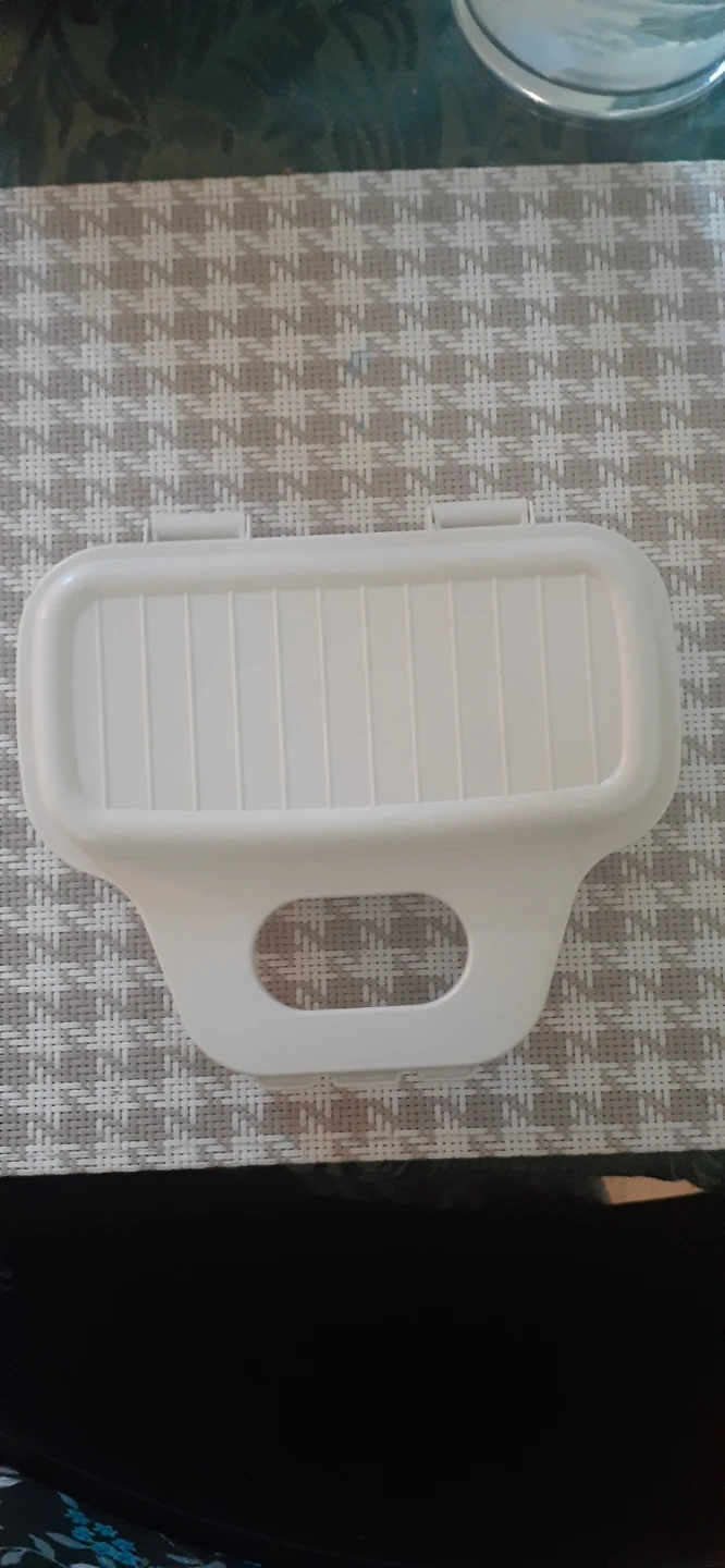 White Plastic  Dish with Lid
