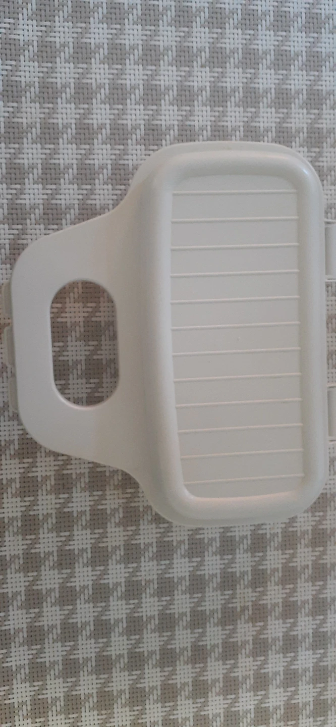 White Plastic  Dish with Lid - photo 2