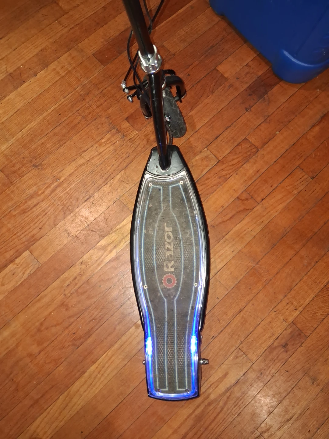 Razor Electric Scooter - photo 3