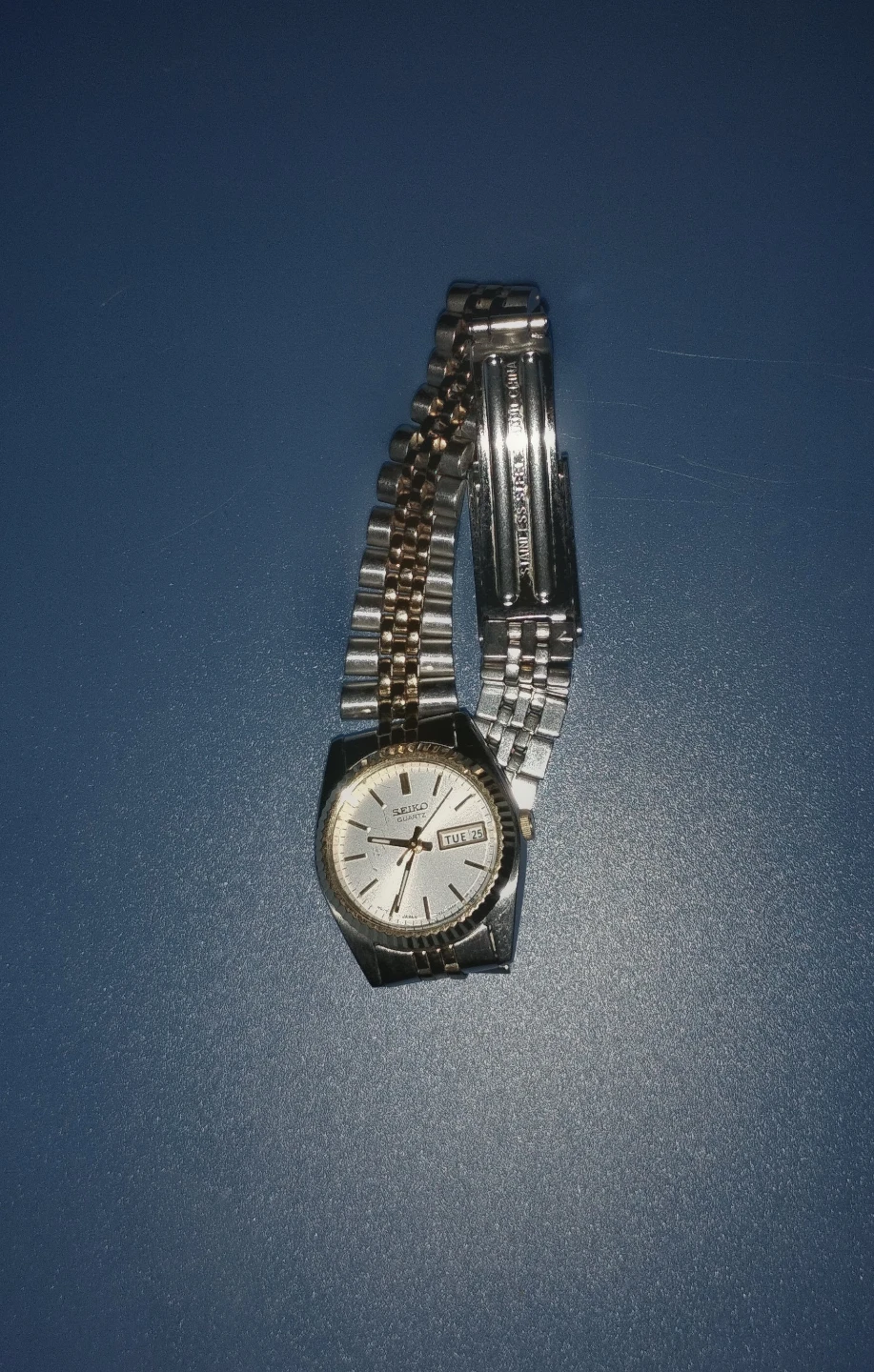 Seiko Quartz Watch - Silver Tone Stainless Steel