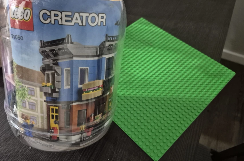FREE random LEGO pieces