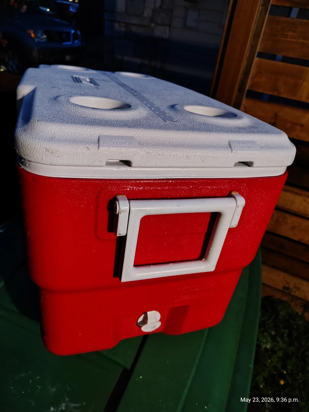 Coleman 🥕 50qt Extreme Carry Cooler with Drain - photo 2