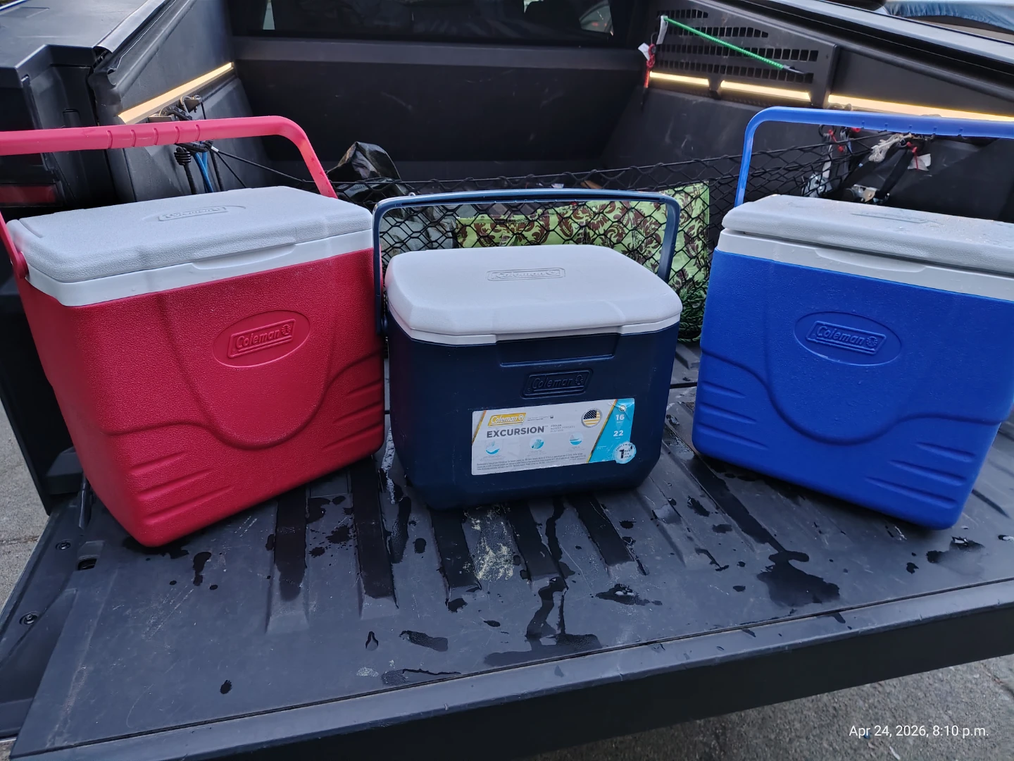 16 Quart 🥕 Compact Carry Coolers