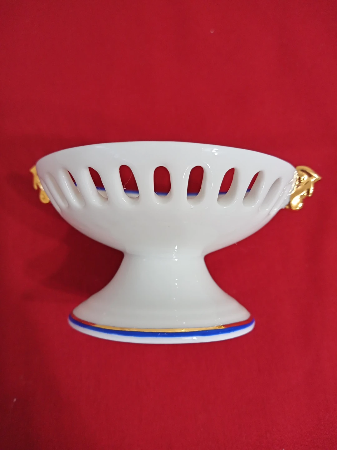 White Porcelain Trinket Dish - photo 3