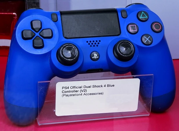 Blue PS4 DualShock Controller – Good Condition 🎮