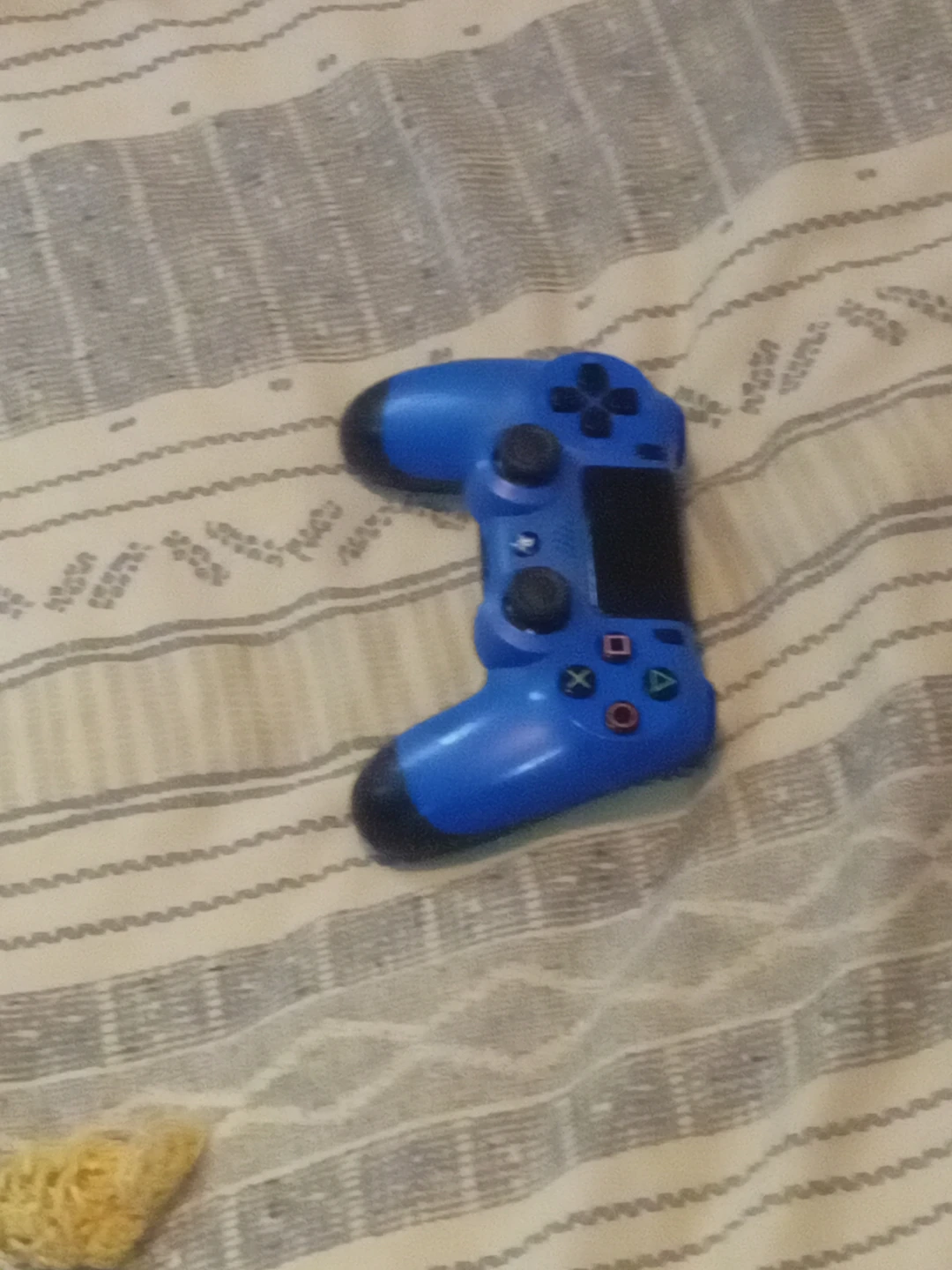 Blue PS4 DualShock Controller – Good Condition 🎮 - photo 3