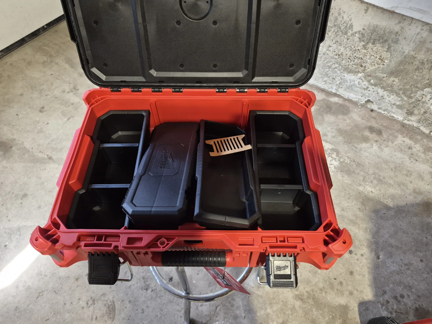 Milwaukee PACKOUT 2-Piece Tool Box Set - photo 5