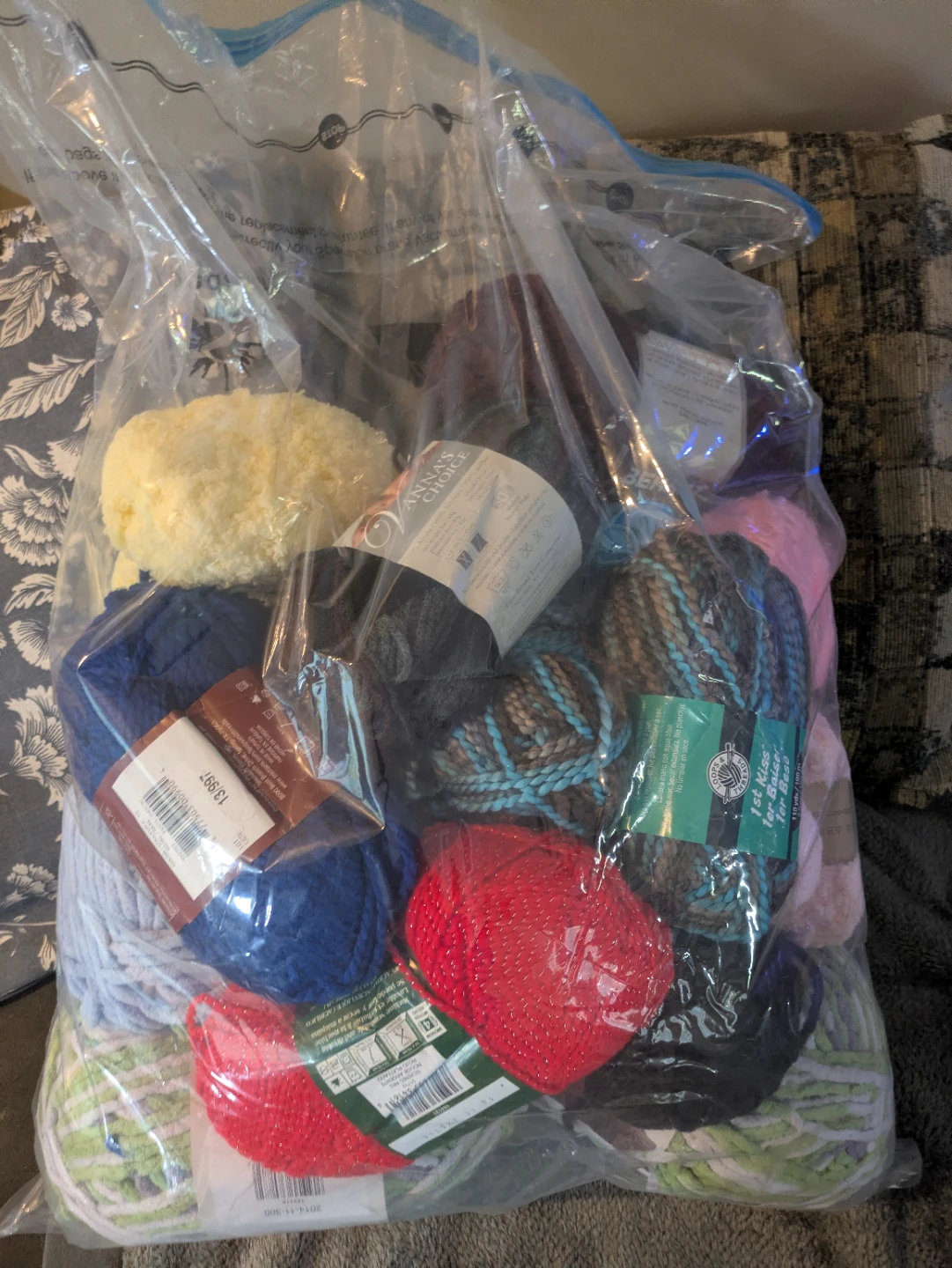 Assorted Yarn Bundle - photo 2