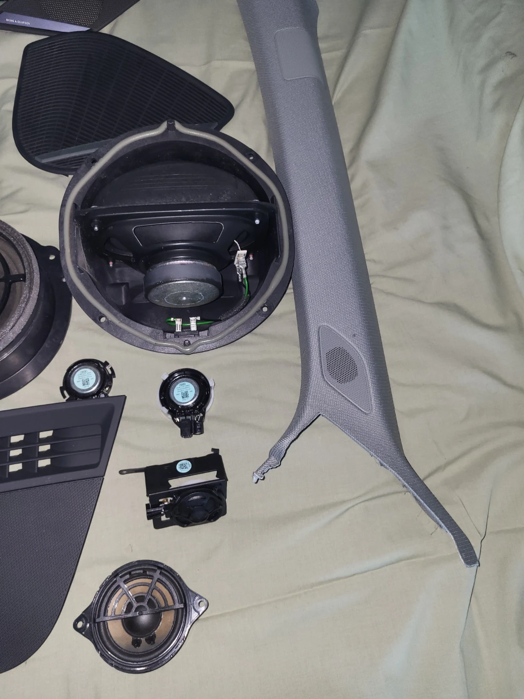 Bang & Olufsen OEM Car Speaker System Complete Set - photo 5