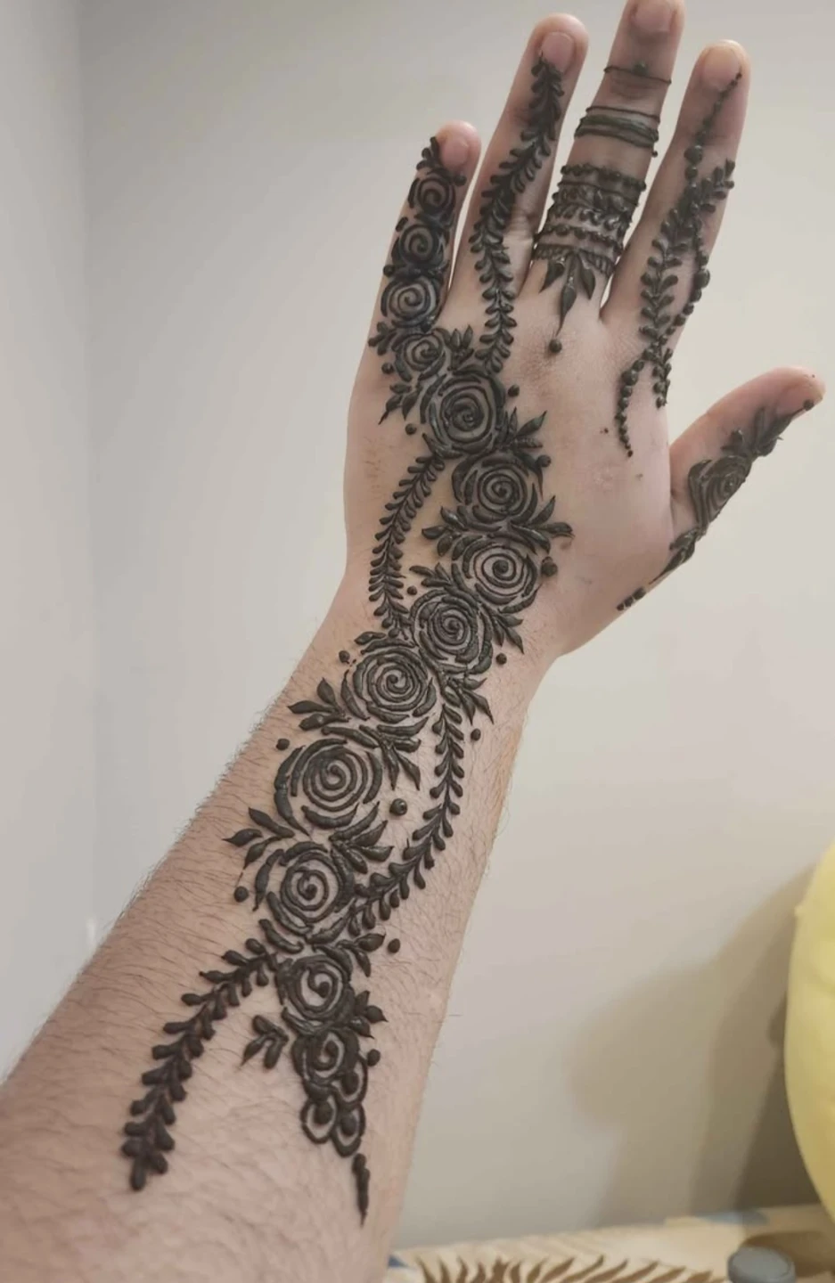 Henna Artist