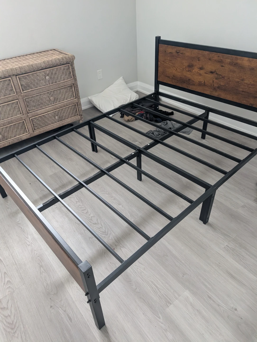 Sealy Mattress - photo 3