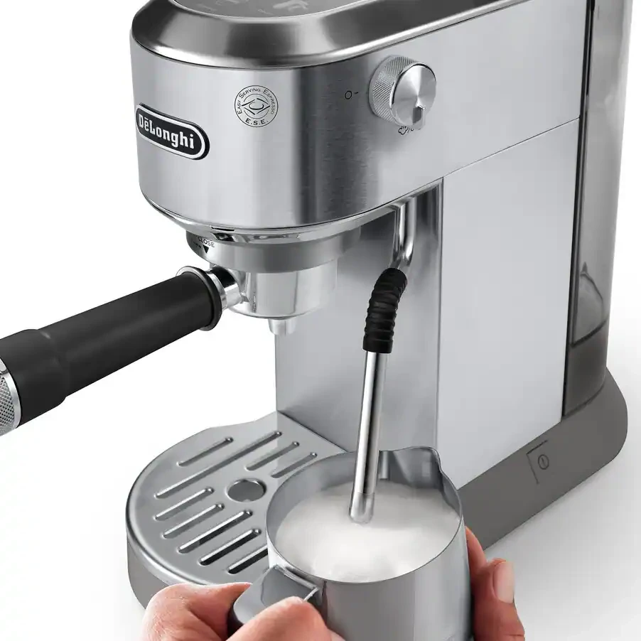 DeLonghi Espresso Machine (BRAND NEW IN BOX) - photo 2