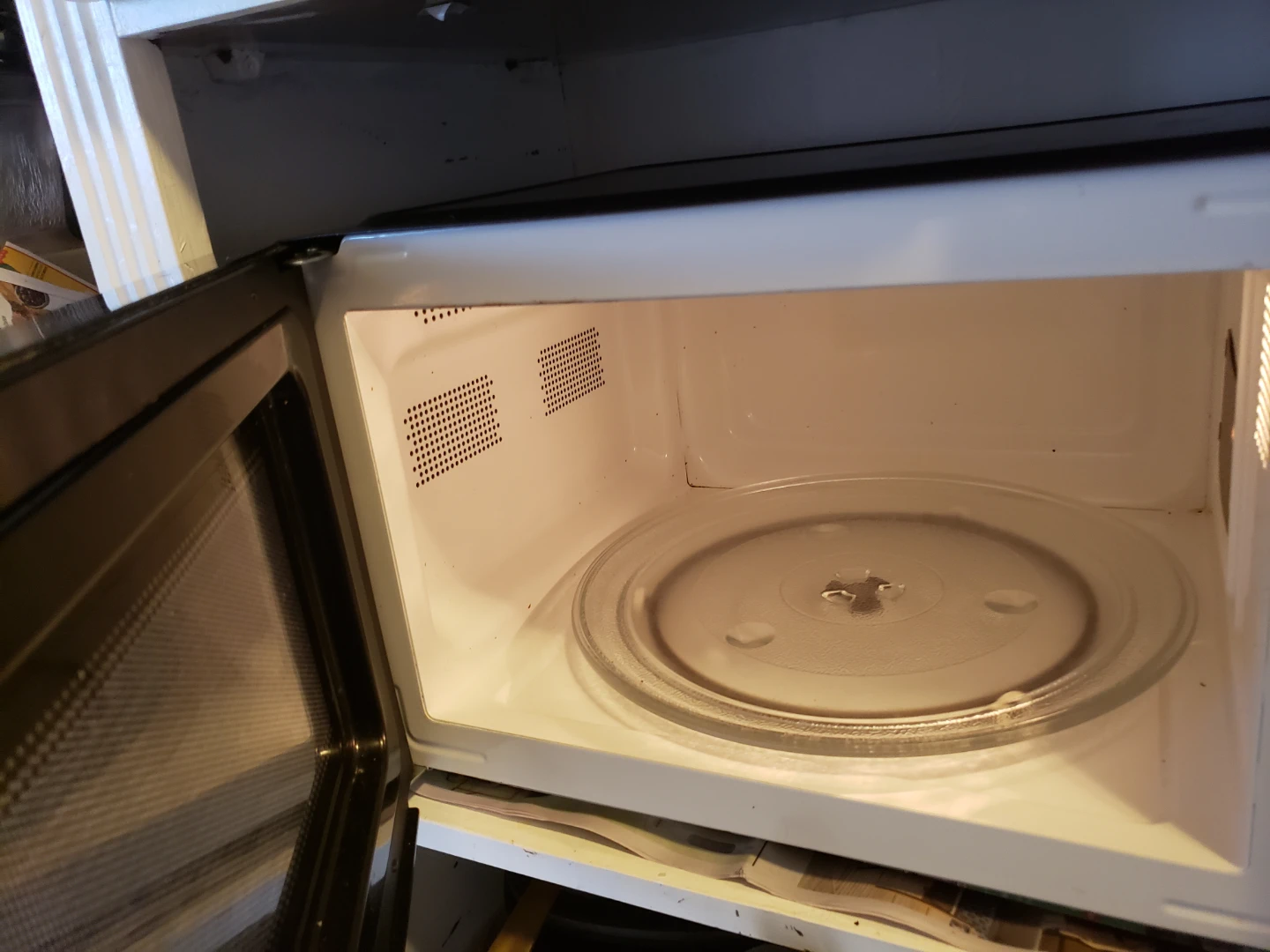 Black Microwave Oven - photo 3