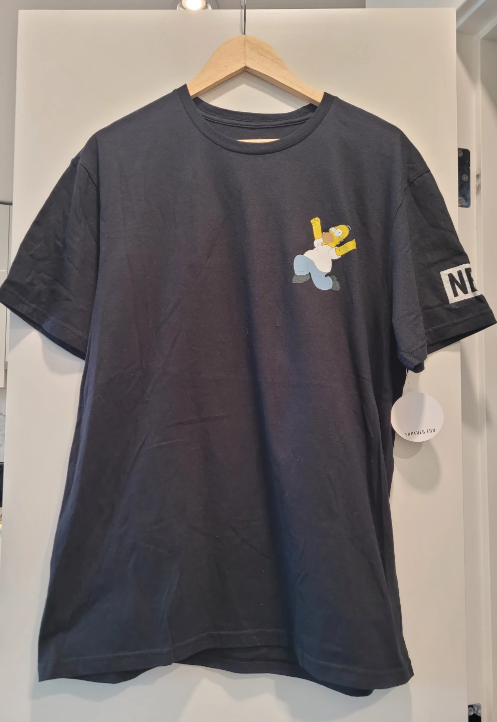L, NWT Neff x The Simpsons Homer Simpson Graphic Tee - Black