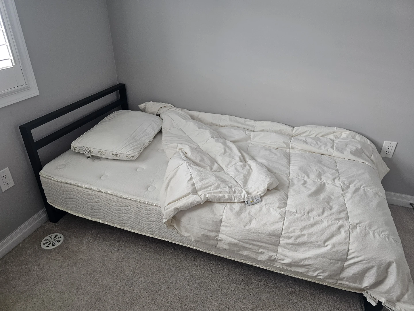 Twin Size Metal Bed Frame with Mattress - photo 3