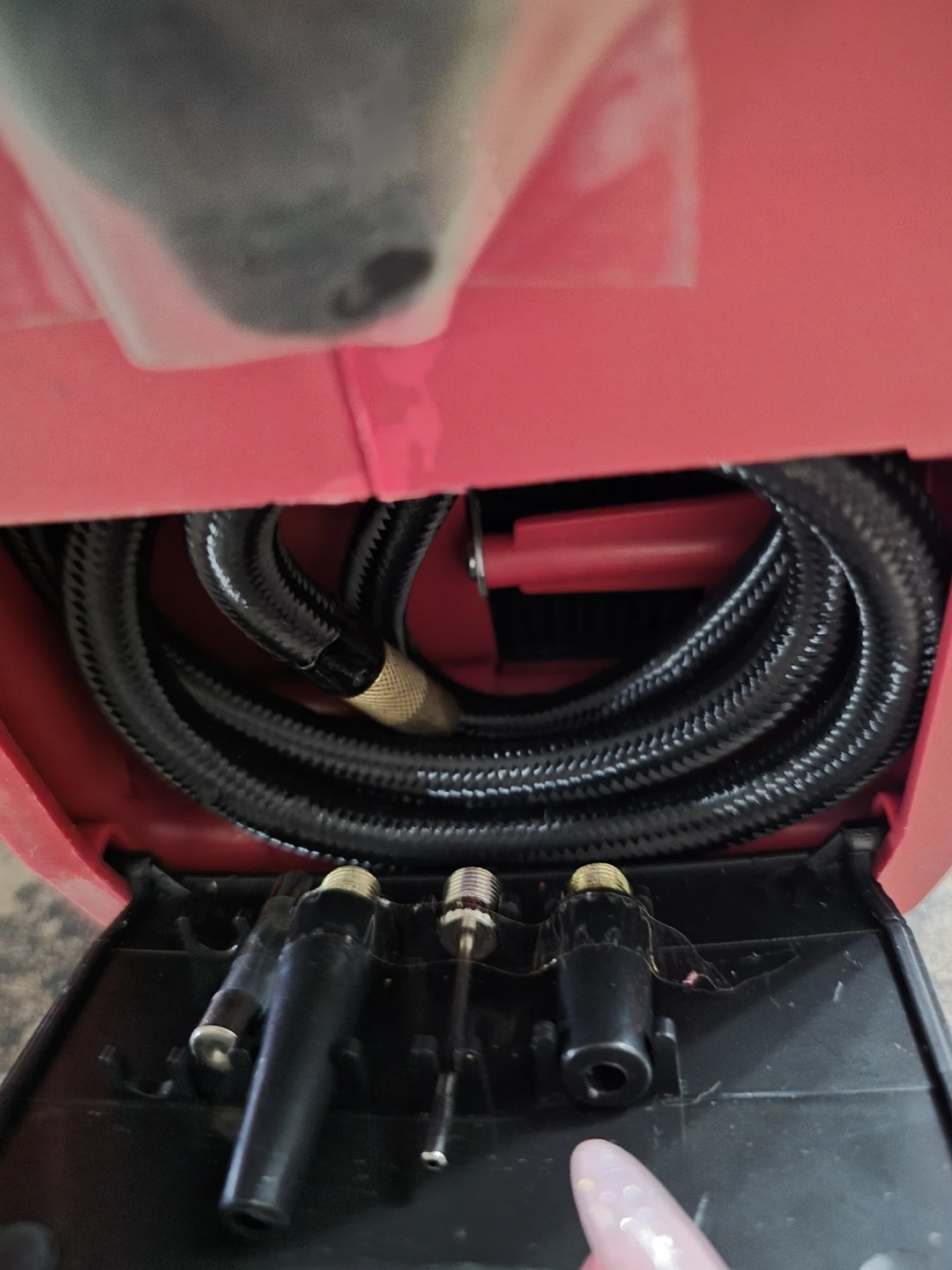 Motomaster Booster Pack with Air Compressor - photo 5