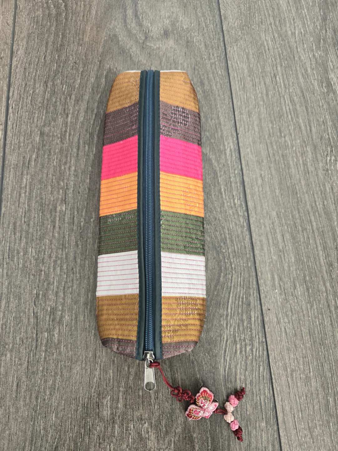 Small pouch