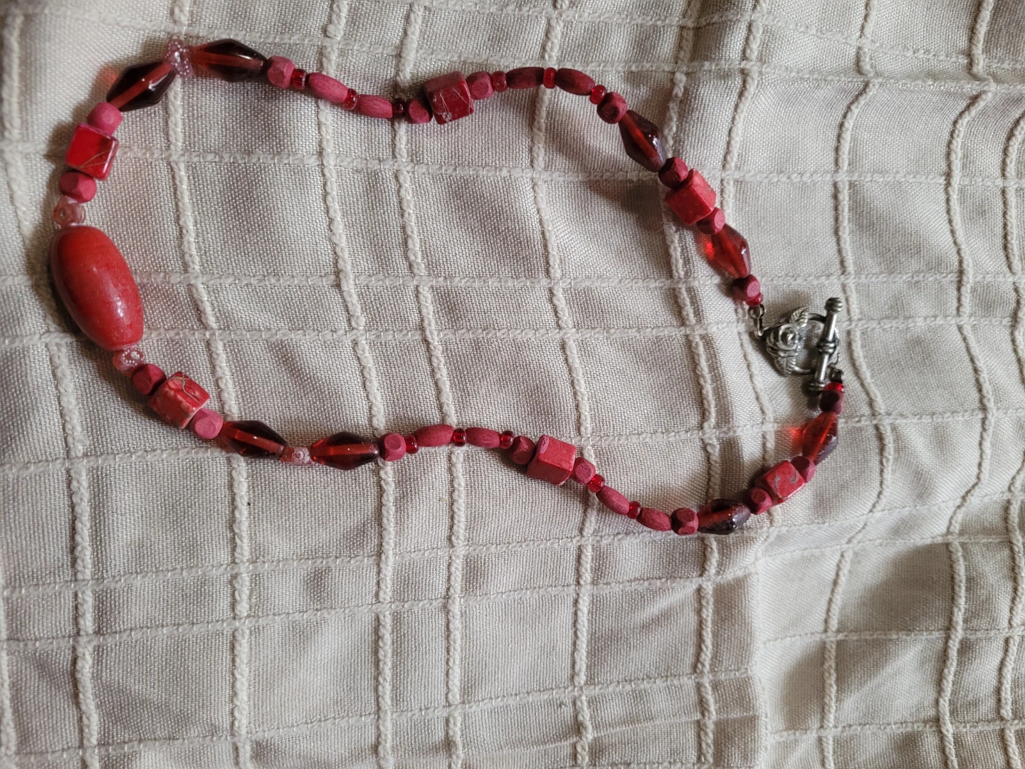 Red Beaded Necklace - photo 2