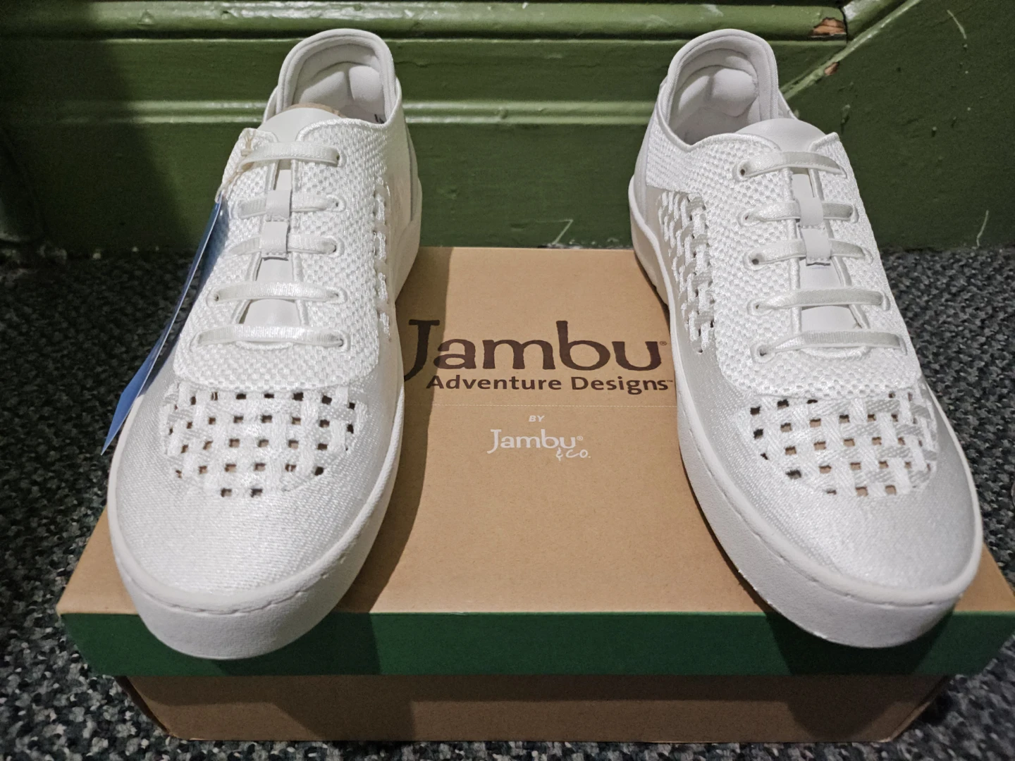 Jambu Women's White Relax Foam Sneakers Size 8.5M - photo 2
