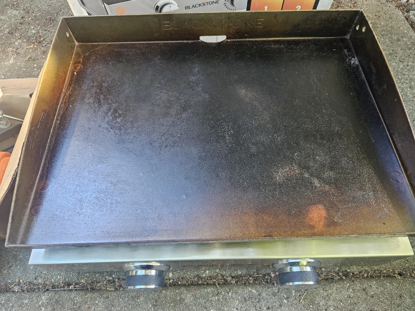 Blackstone 22" Griddle with Accessories - photo 2