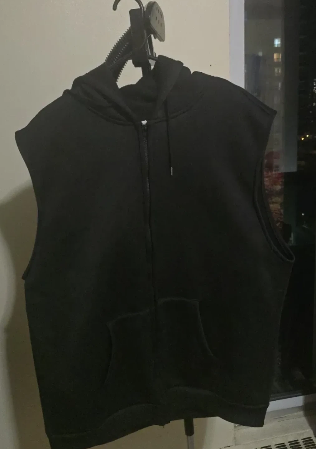 Black Sleeveless Hoodie - XL