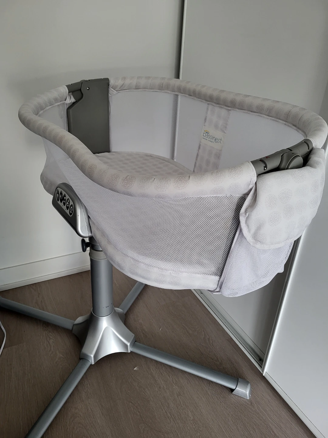 Halo Bassinest Swivel Sleeper - photo 3