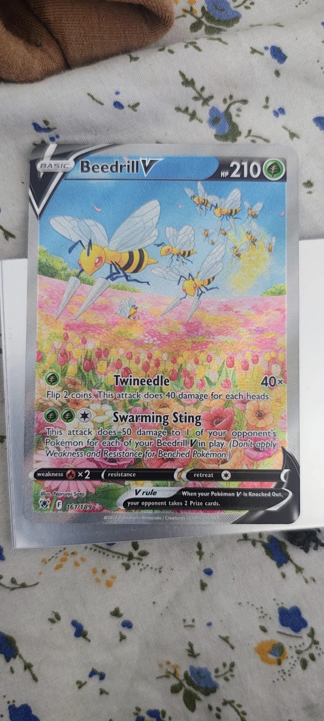 Pokemon Beedrill V TCG Card