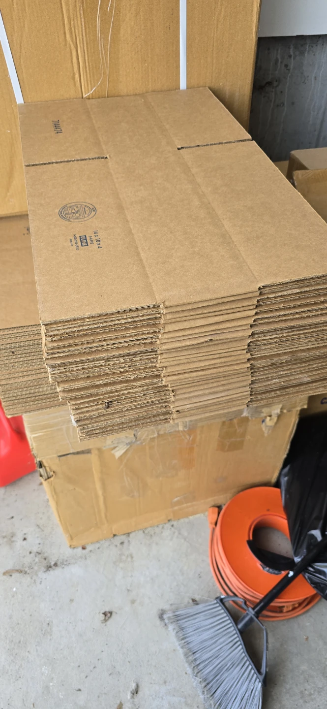 Uline 14" x 10" x 4" Cardboard Boxes - Pack of 30