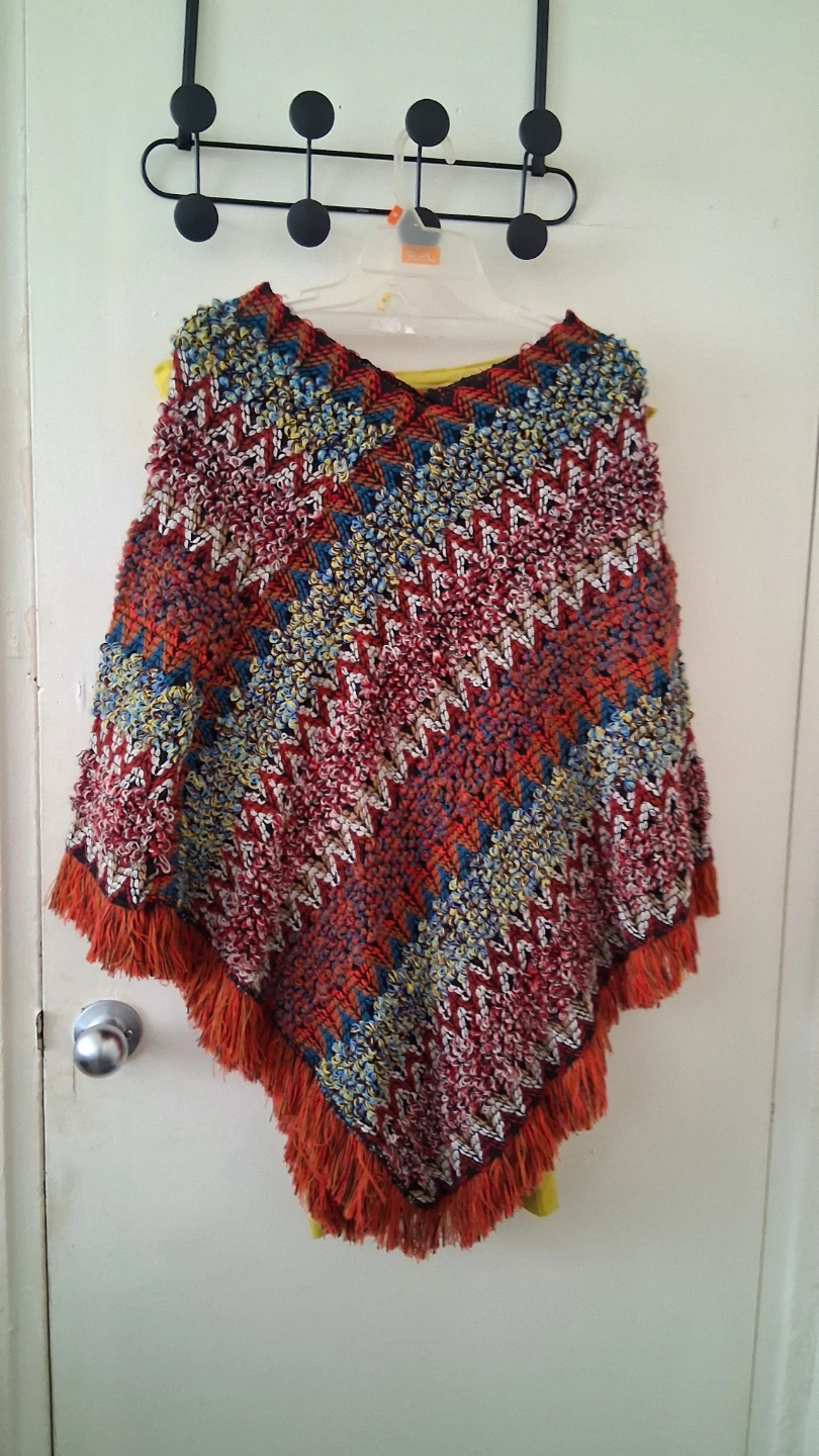 Textured Crochet Poncho with Fringe - photo 3
