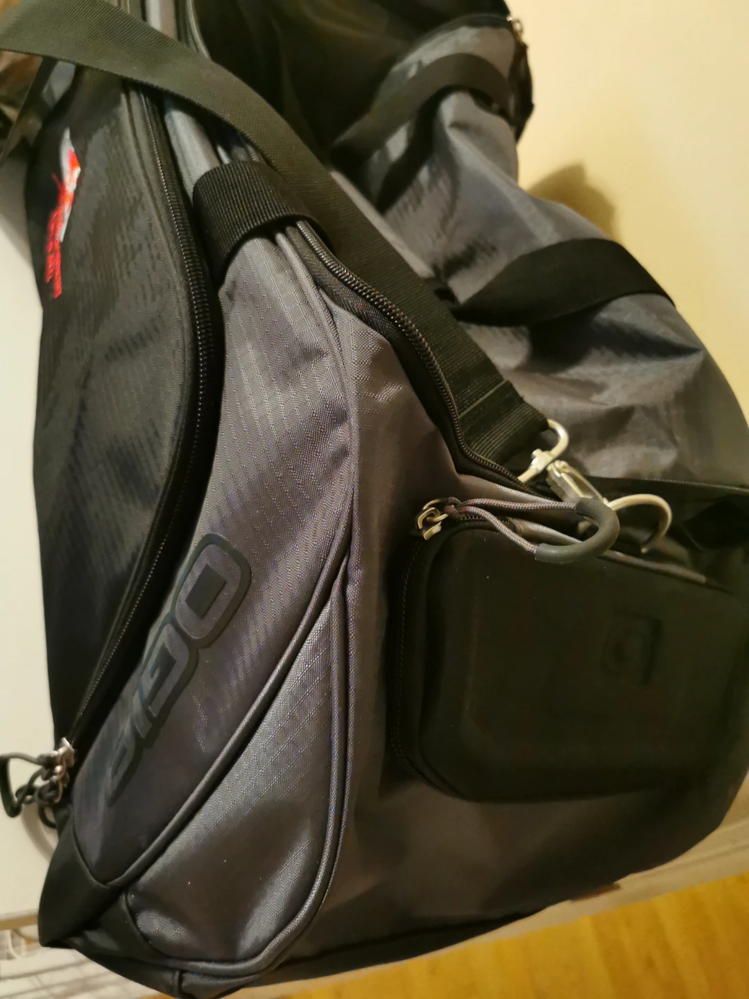 Ogio Carnegie Mellon University ETC Duffel Bag Class of 2022 - photo 2