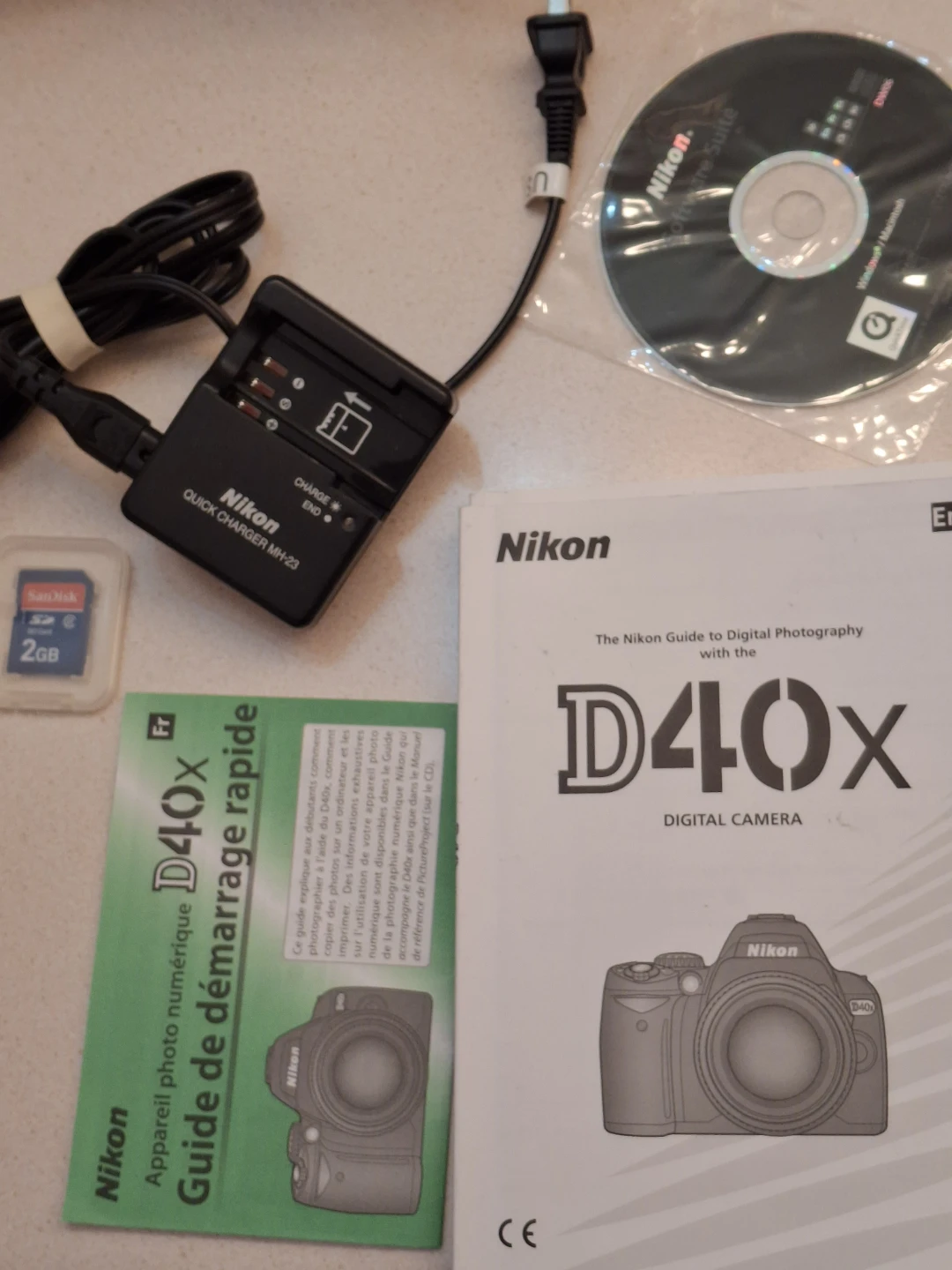 Nikon D40x DSLR full kit, shutter count only 1675 - photo 3