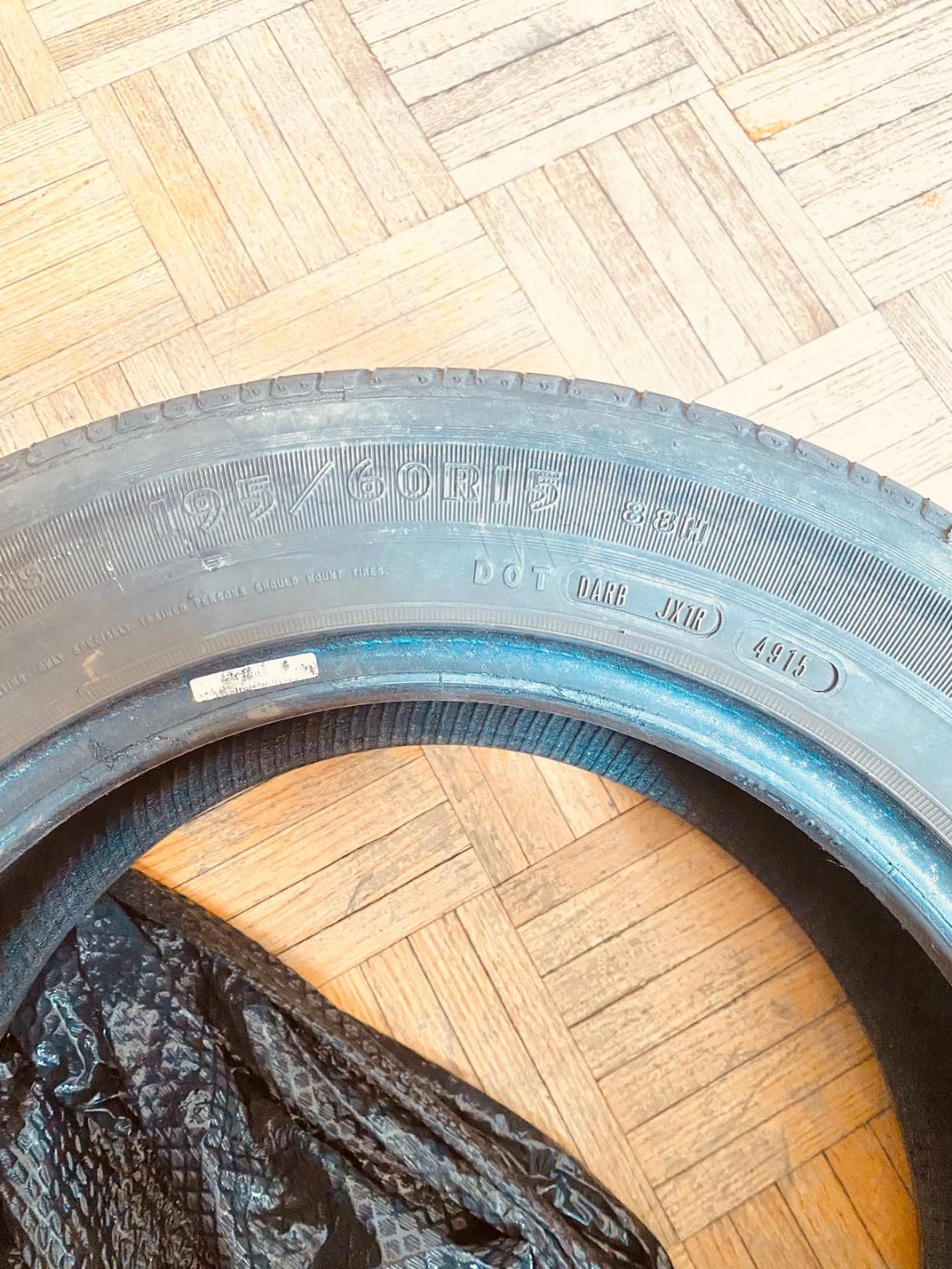 195/60R15 Tire all season