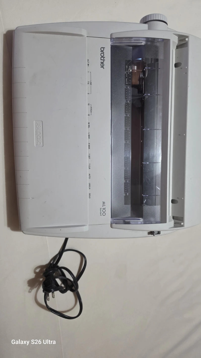 Brother ML100 Electronic Typewriter - photo 2