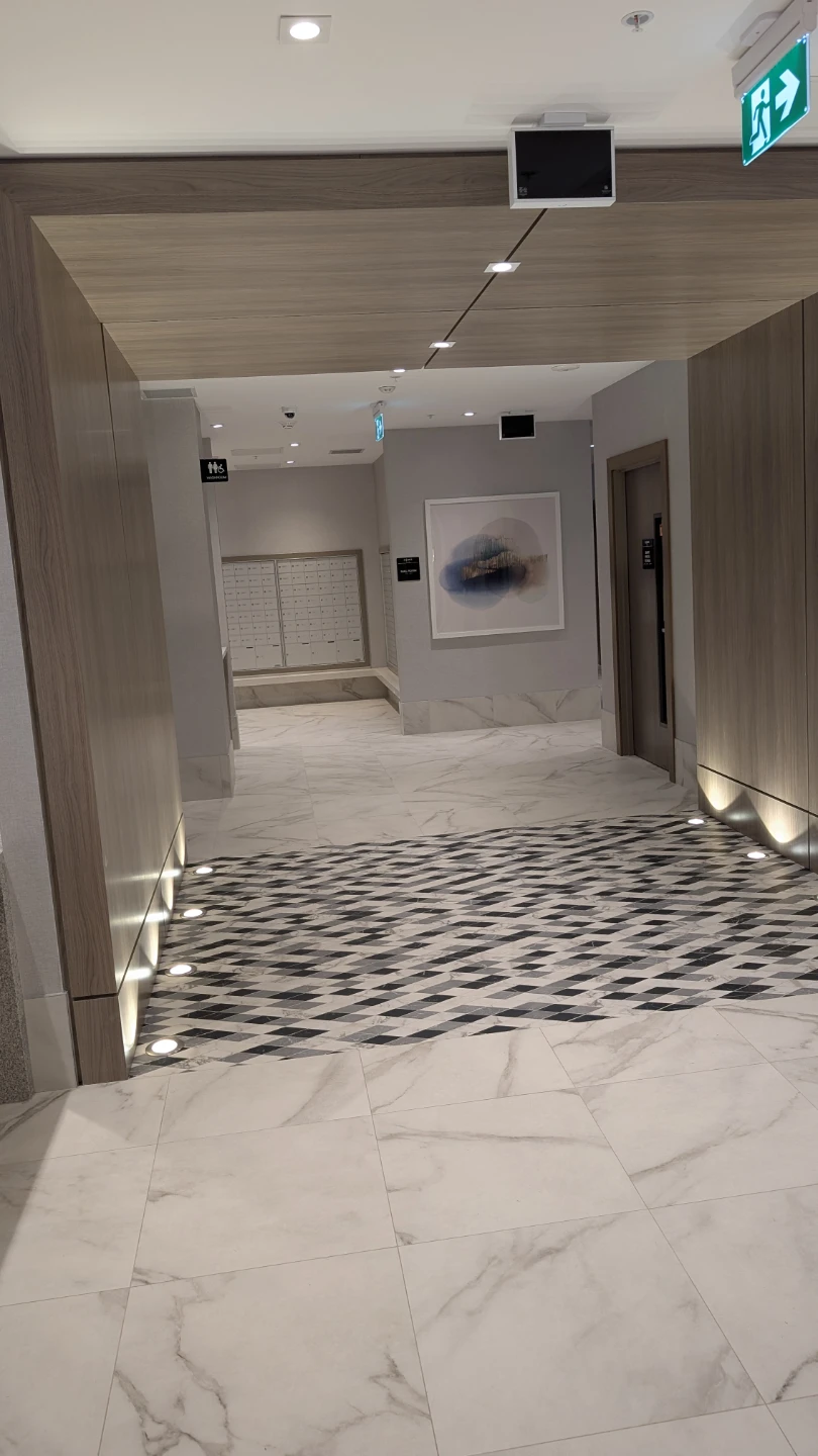 2 bed 1 bath condo on rent available
