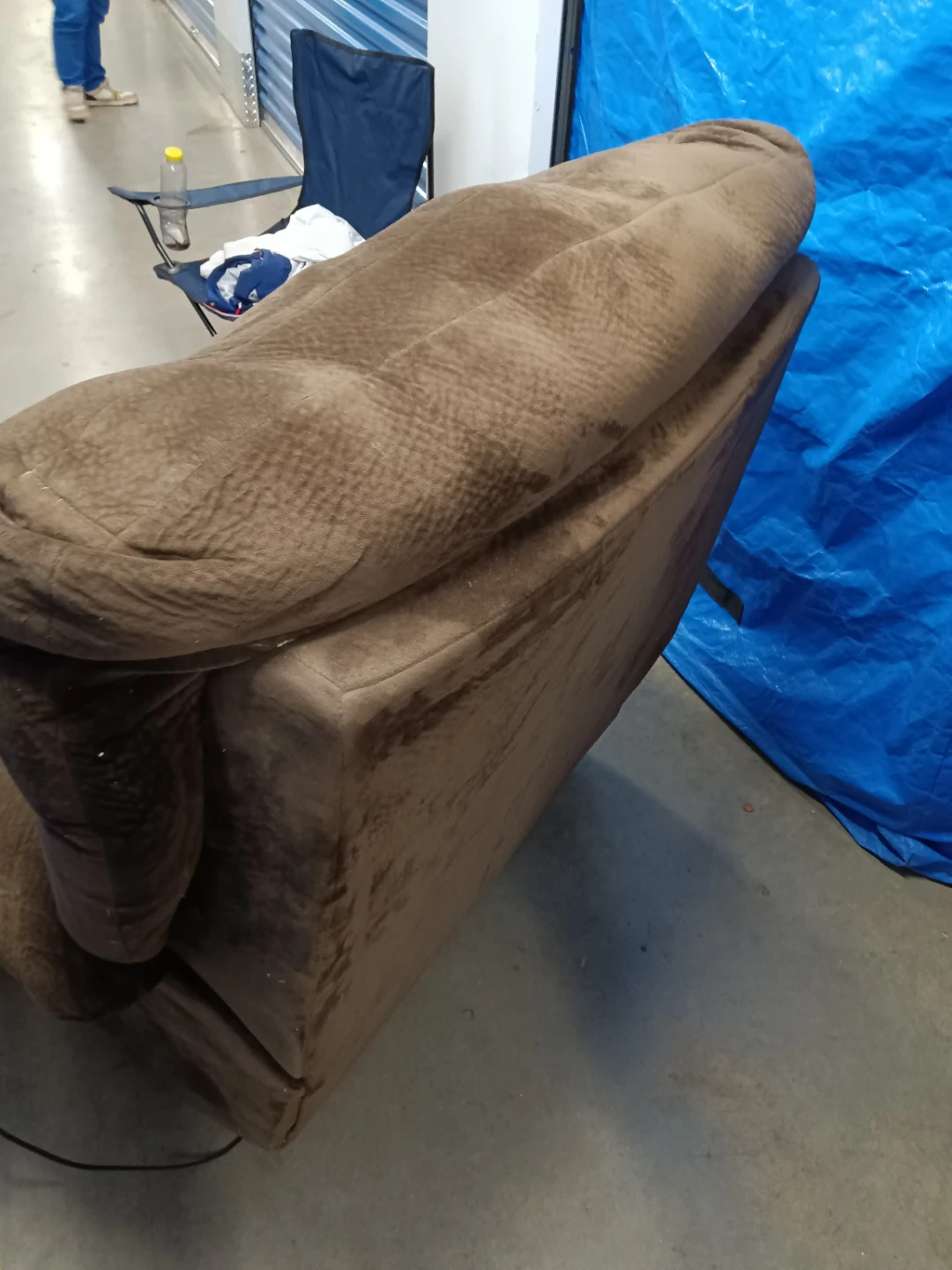 Bob's furniture Brown Recliner Chair with Power Recline - photo 3