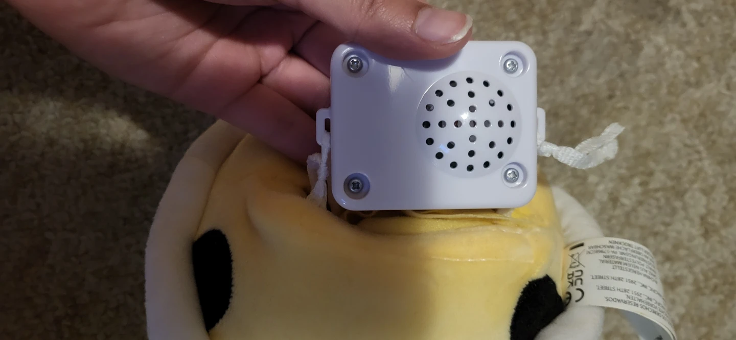 Mario shell plush that makes noise - photo 3