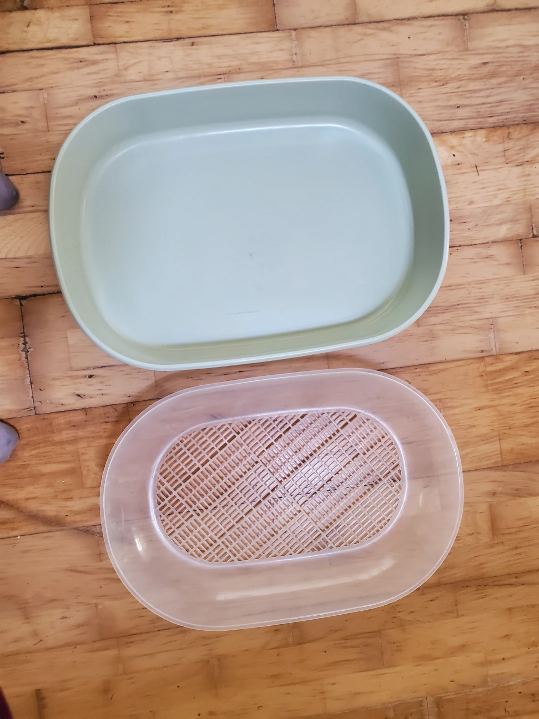 Plastic Litter Box with Sifter Tray