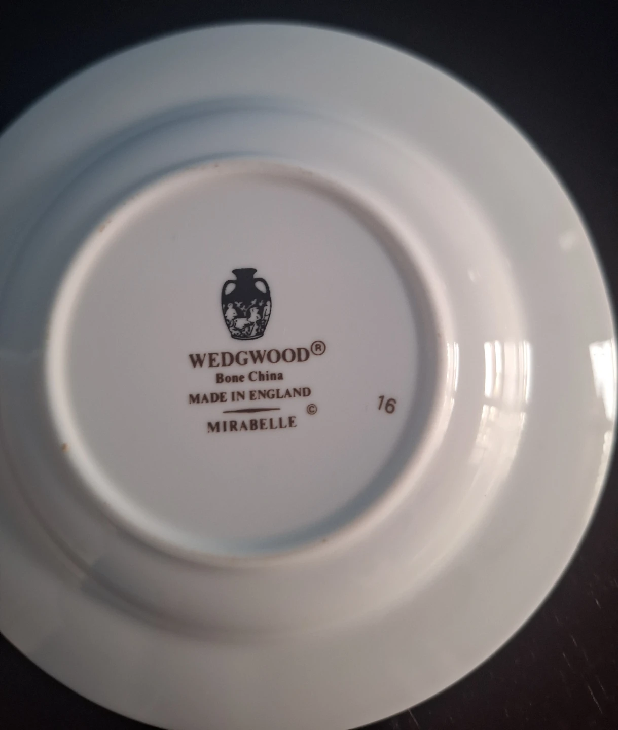 Vintage Wedgwood Mirabelle Bone China Ashtray - photo 2