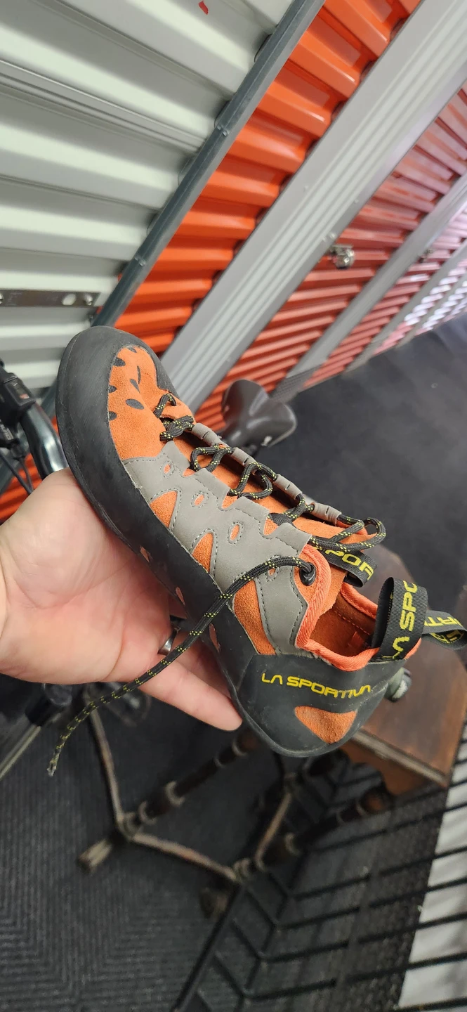 La Sportiva Tarantulace Climbing Shoes - Size 10
