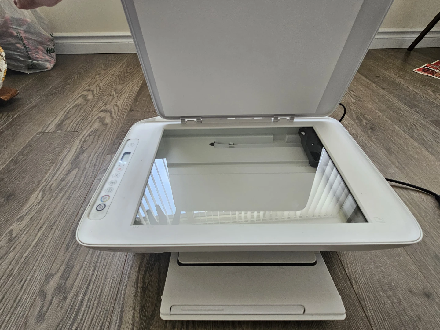 HP DeskJet 2680 All-in-One Printer - photo 2